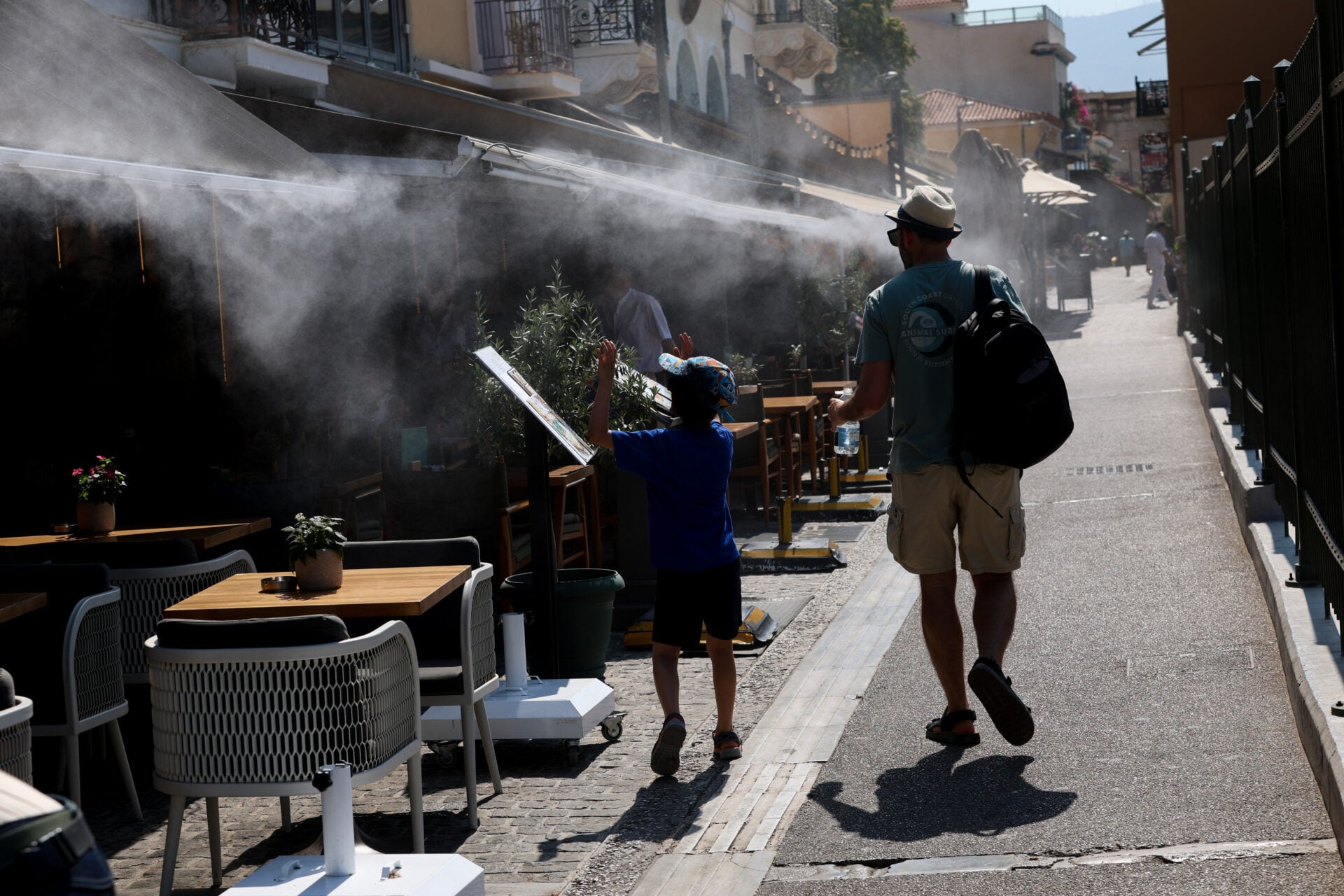 Καύσωνας: Οι συστάσεις ΓΣΕΕ και Υπ. Εργασίας για τους εργαζομένους