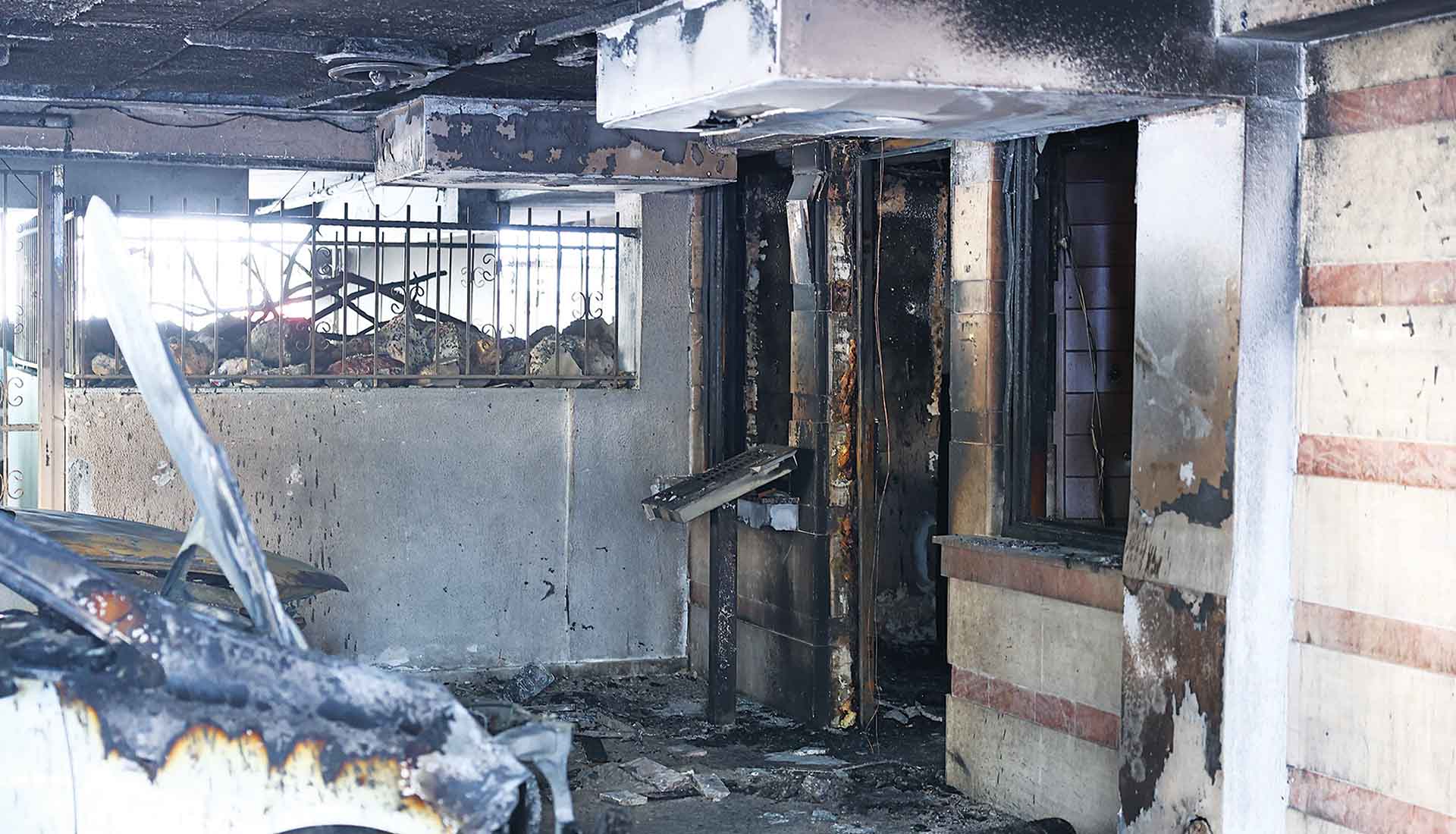 Κυβέρνηση αδίστακτων τυμβωρύχων