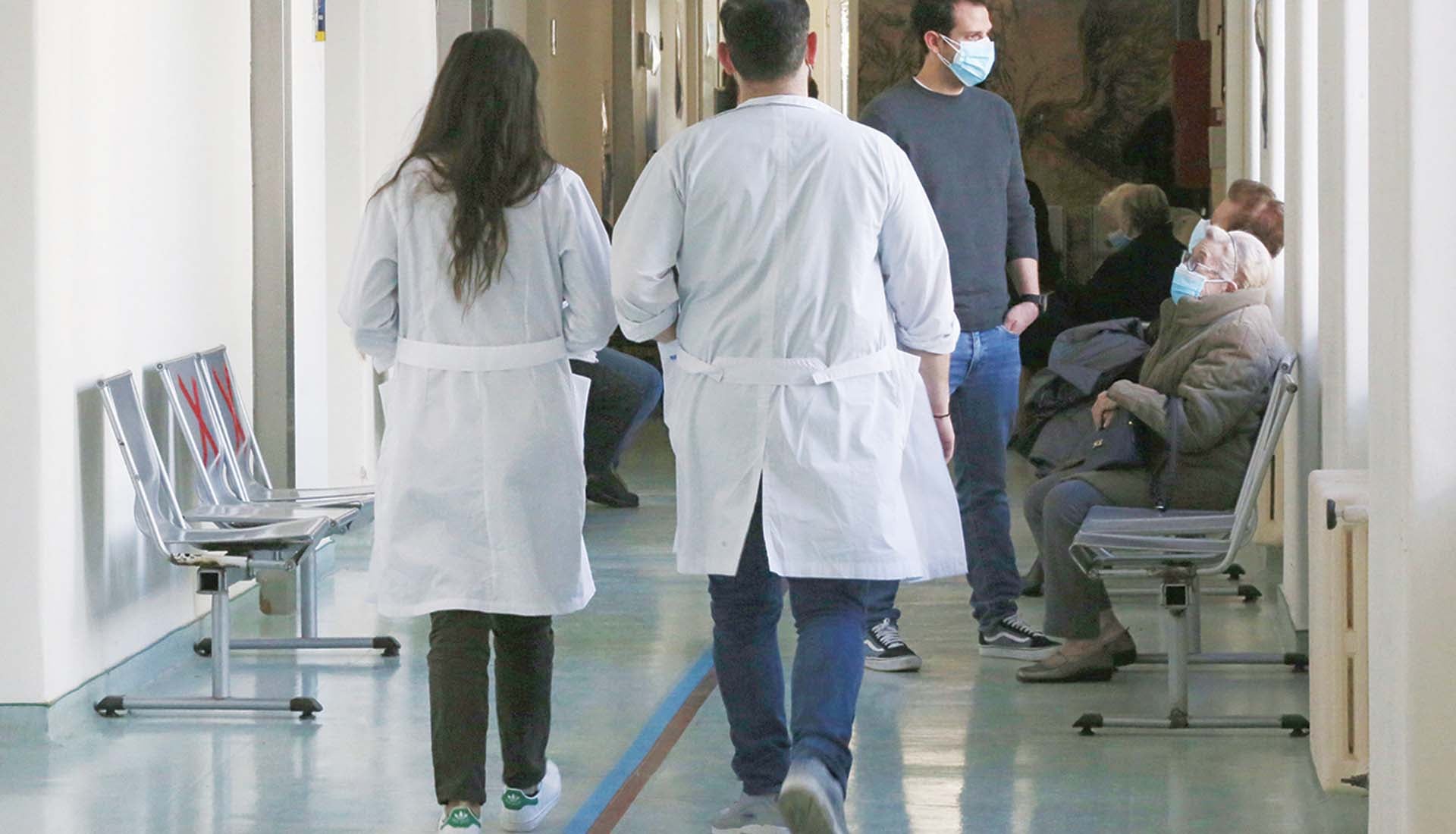 Καύσωνας, ακρίβεια και… επιτελικό χάος