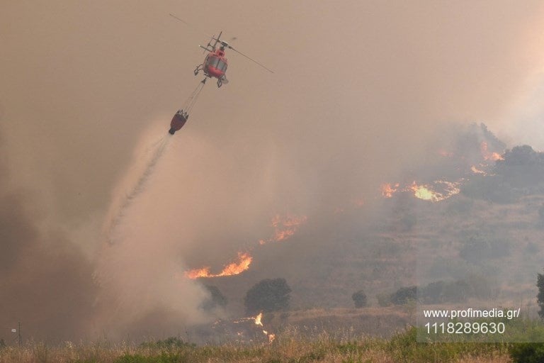 Μαδρίτη: “Στο απόγειό της” η πυρκαγιά, “αδύνατον να σβηστεί”