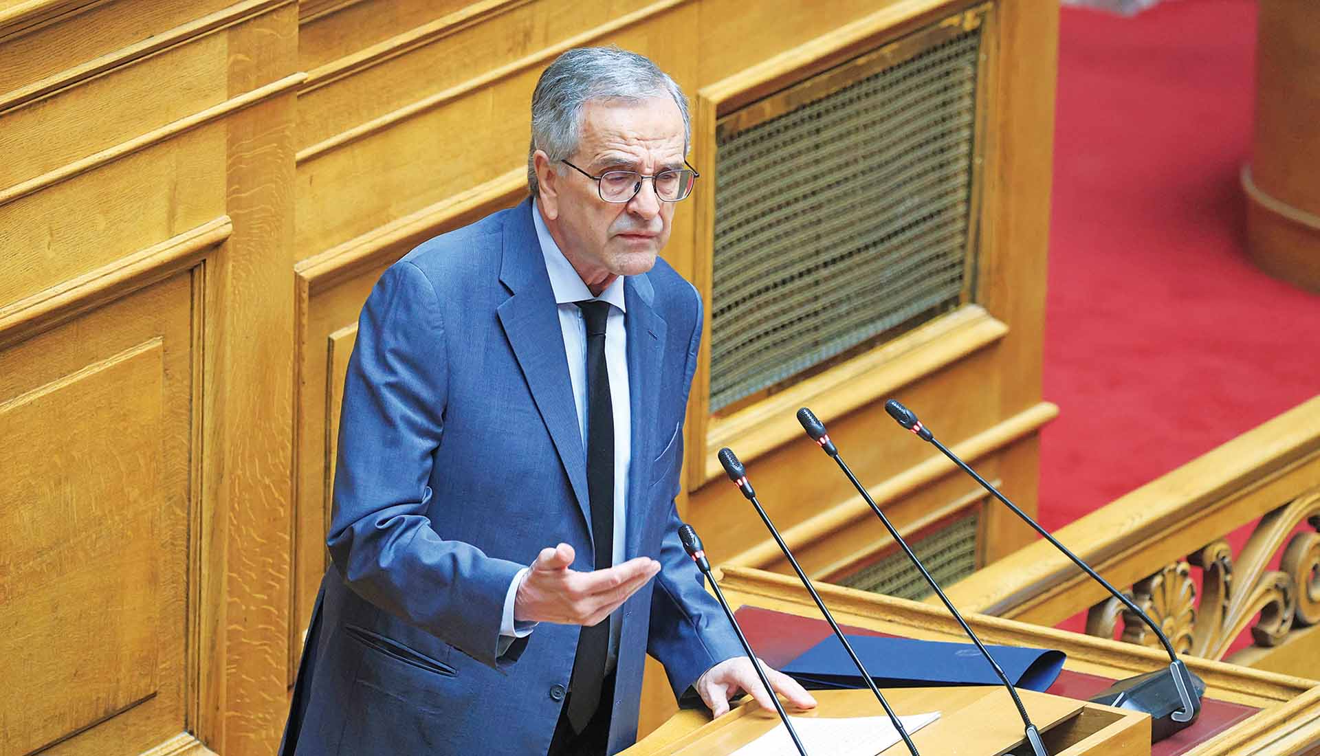 «Χειρουργικά χτυπήματα»  από τον Αντώνη Σαμαρά