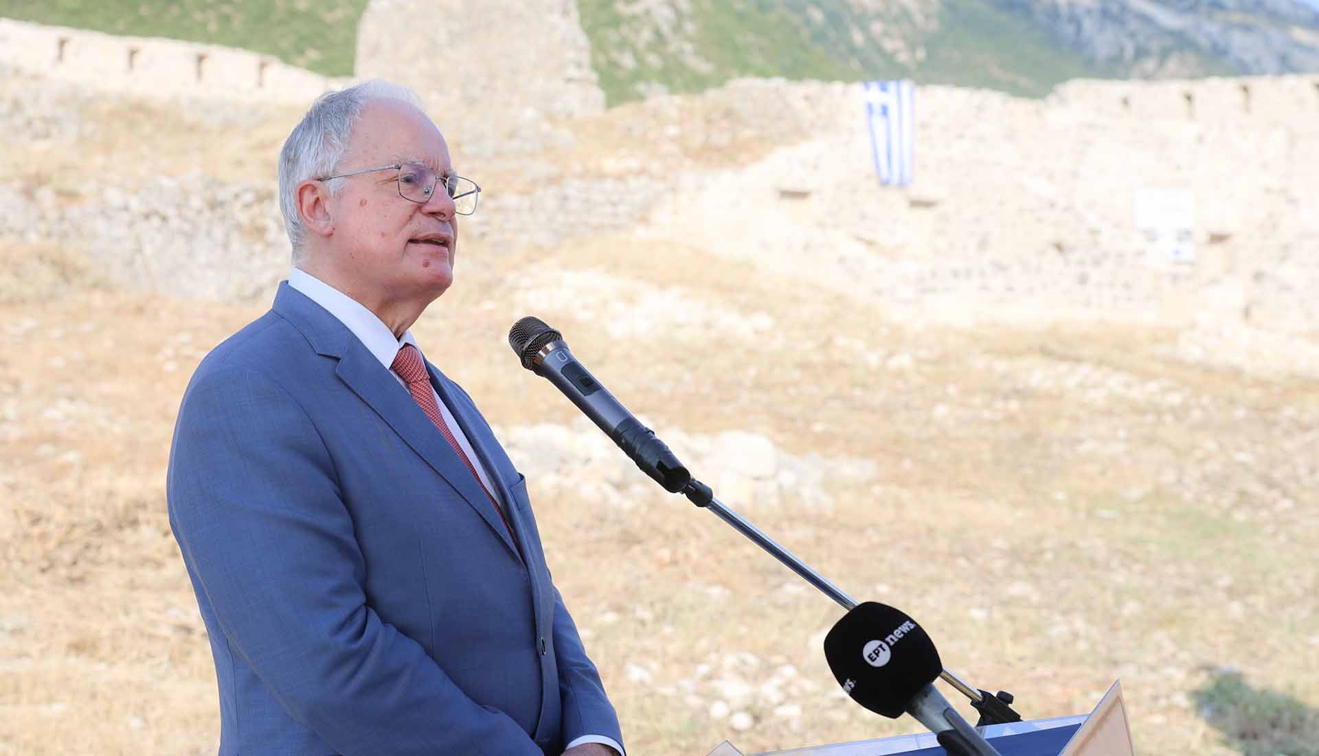 Ο Κωνσταντίνος Τασούλας στα εγκαίνια του αποκατεστημένου Κάστρου Κιάφας