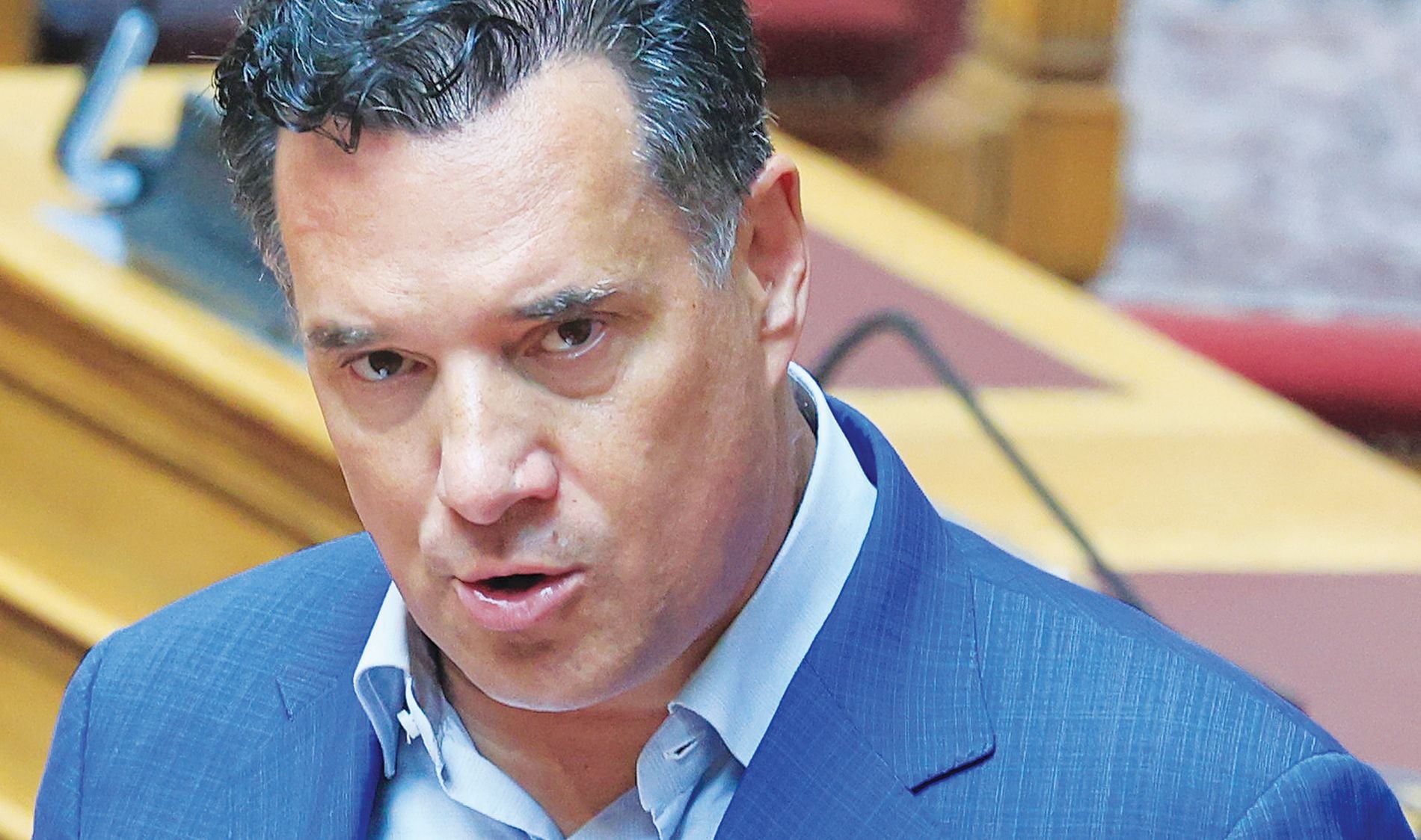 Νέο κρεσέντο αλαζονείας από τον Αδωνι