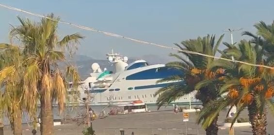 «Yas»: Το πλωτό παλάτι των 141 μέτρων που μαγνήτισε τα βλέμματα στο Ναύπλιο (Αποκλειστικό βίντεο)