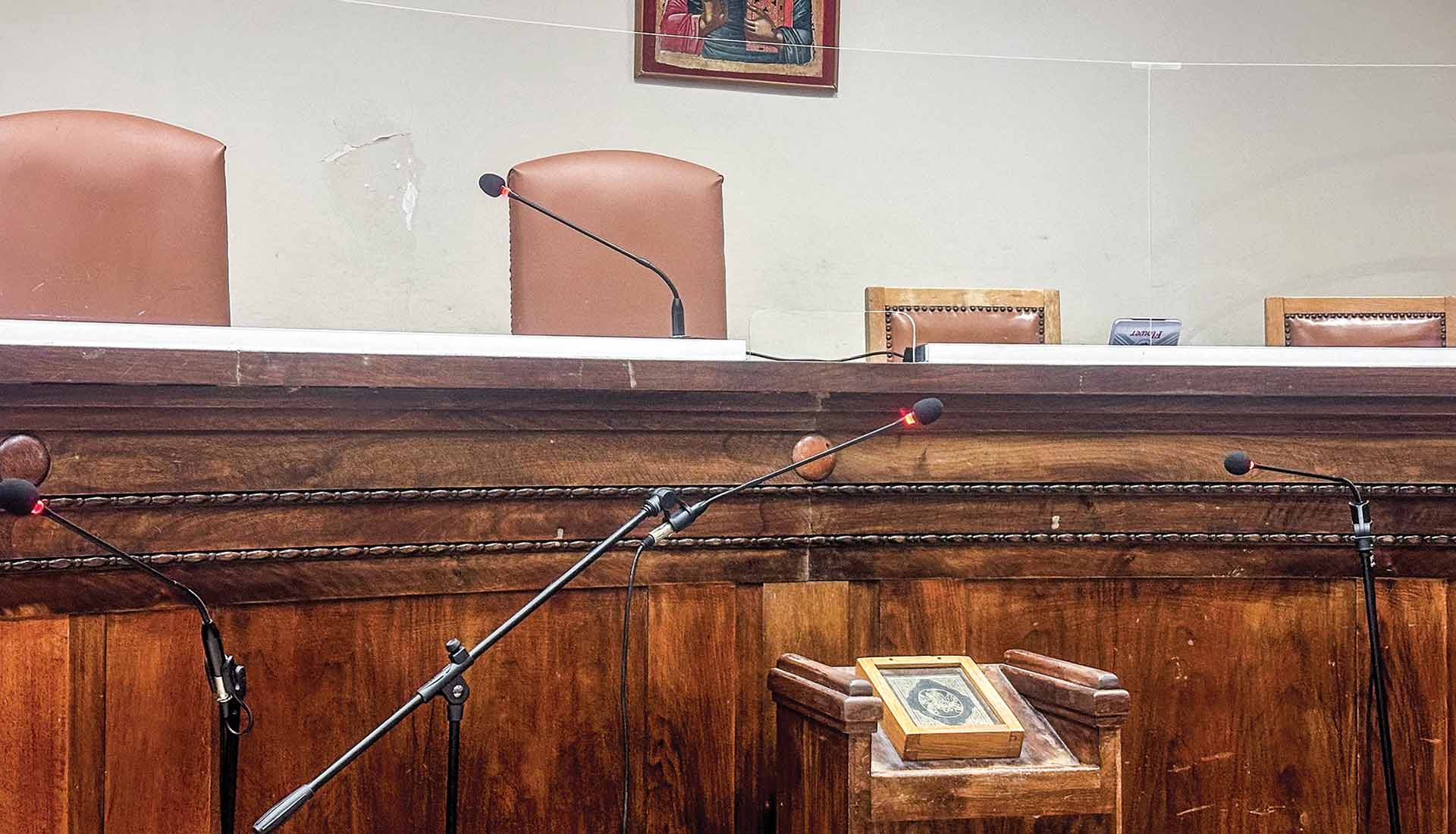 Ενα δύσκολο δικαστικά φθινόπωρο με πολιτικές προεκτάσεις