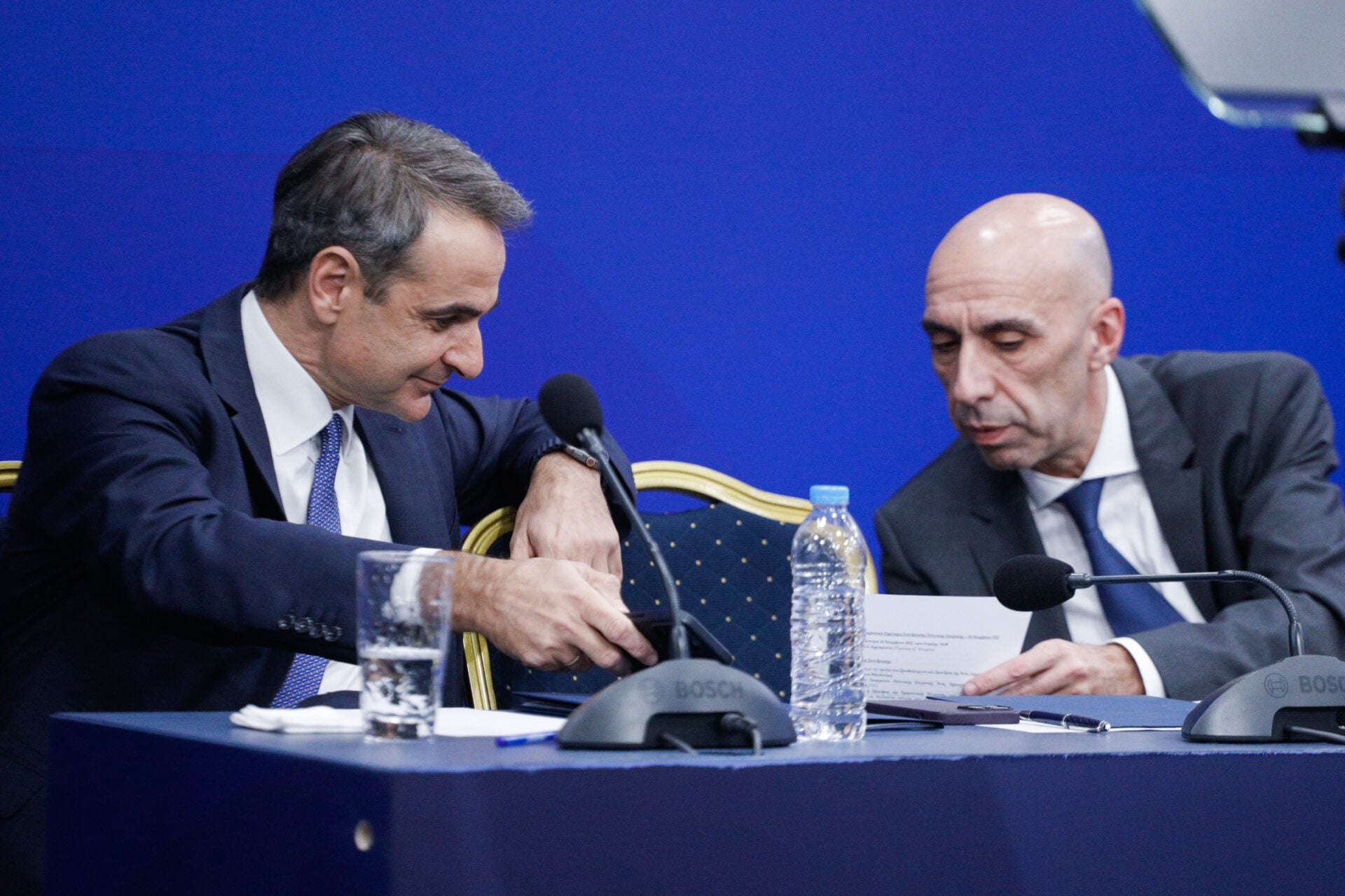 «Βόμβες» Μπρατάκου κατά Μητσοτάκη για τις εξαγγελίες της ΔΕΘ (βίντεο)