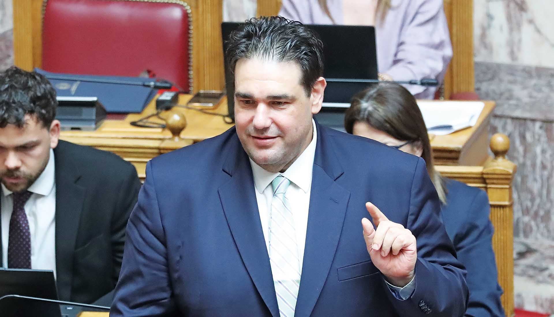 Προαγωγές στο Δημόσιο με προεκλογικό χρώμα