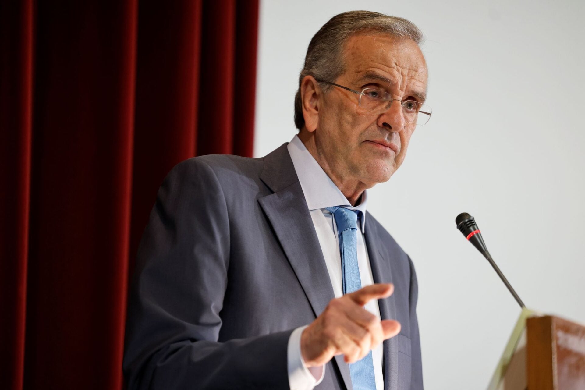 Βρόμικος πόλεμος κατά Σαμαρά: Γιατί ψεύδεται ο μητσοτακισμός!