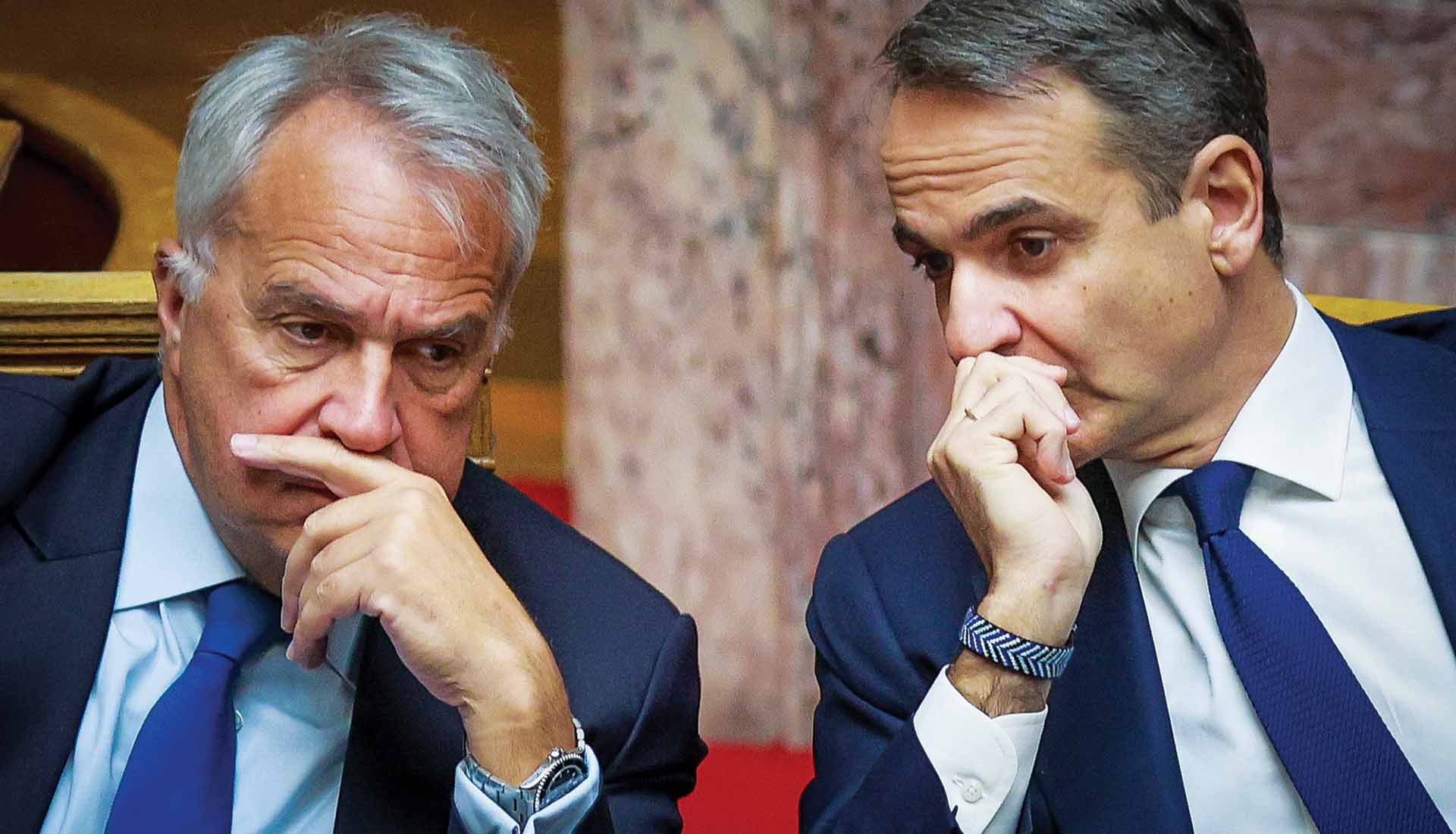 Πανικός στην κυβέρνηση από τις παρεμβάσεις Σαμαρά