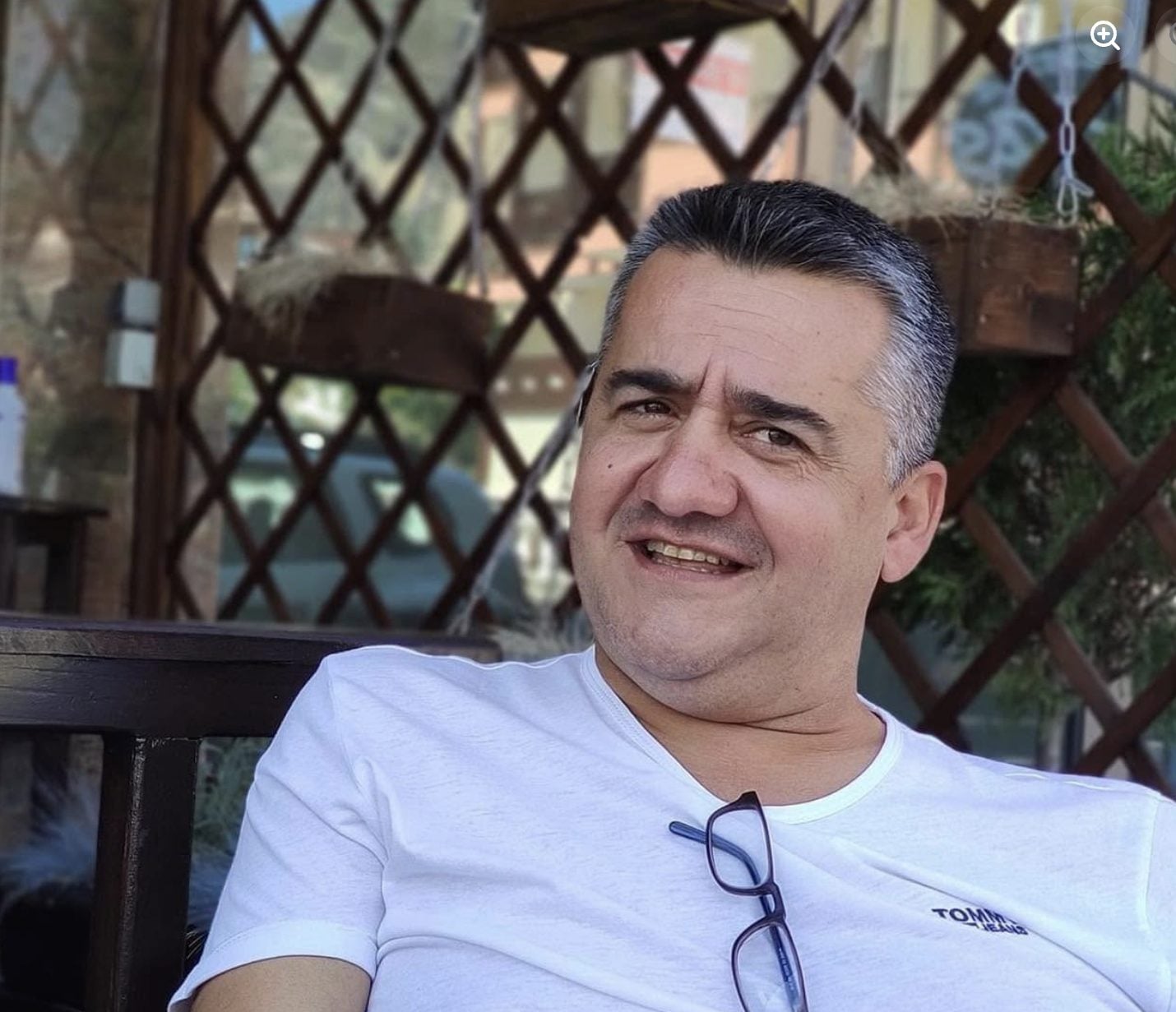 Πλακιάς κατά Άδωνι: «Προσπέρασε» τον μοναδικό επιζώντα του πρώτου βαγονιού