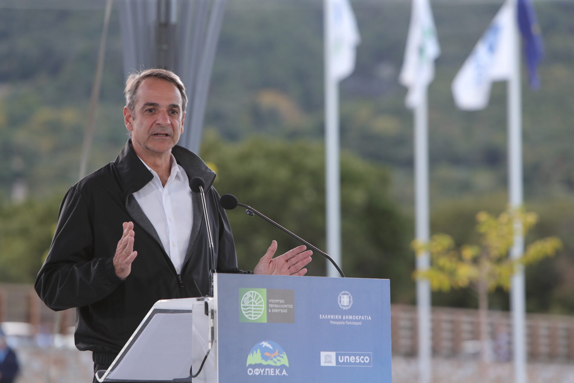 Ο αυτοανακηρυγμένος «μοναδικός σωτήρας»