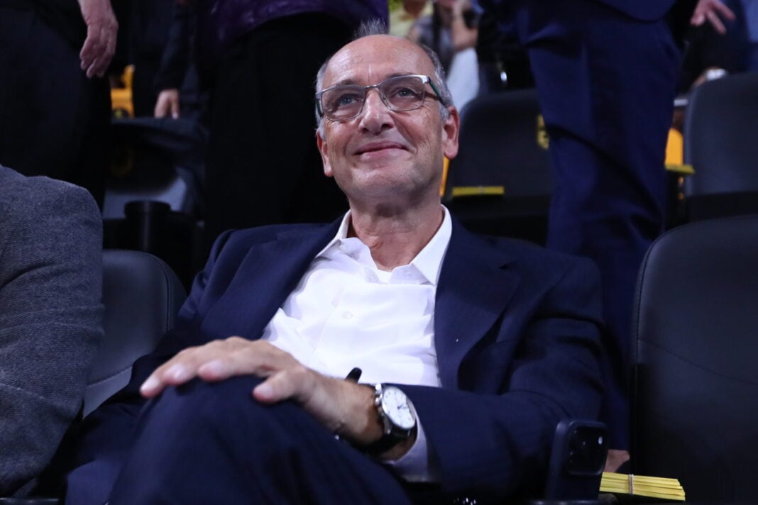 Ο Βαγγέλης Λιόλιος, πρόεδρος της ΕΟΚ Ο Βαγγέλης Λιόλιος, πρόεδρος της ΕΟΚ