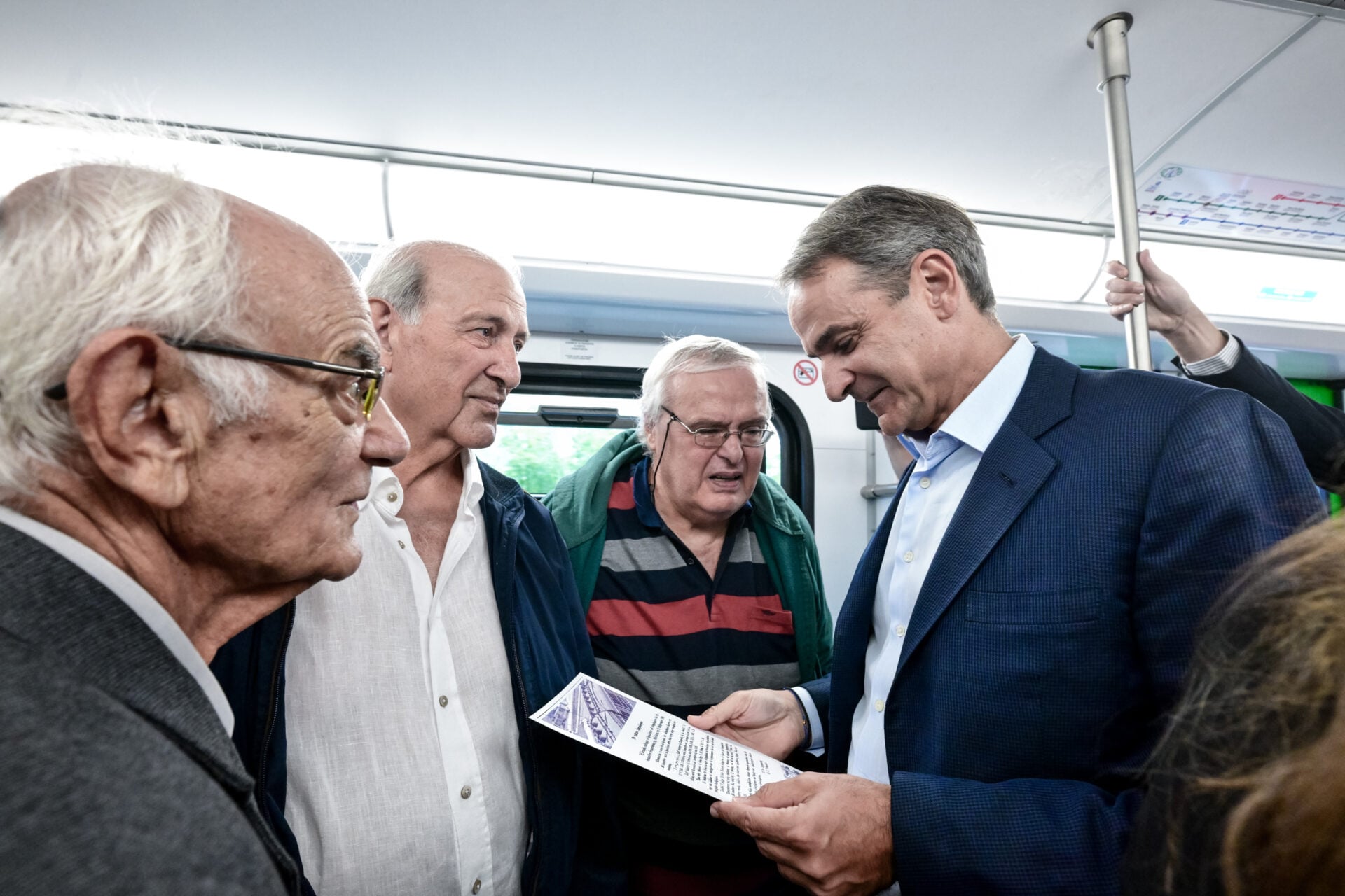 Ο ΜΗΤΣΟΤΑΚΗΣ ΣΤΟΝ ΗΛΕΚΤΡΙΚΟ ΣΕ ΔΡΟΜΟΛΟΓΙΟ
