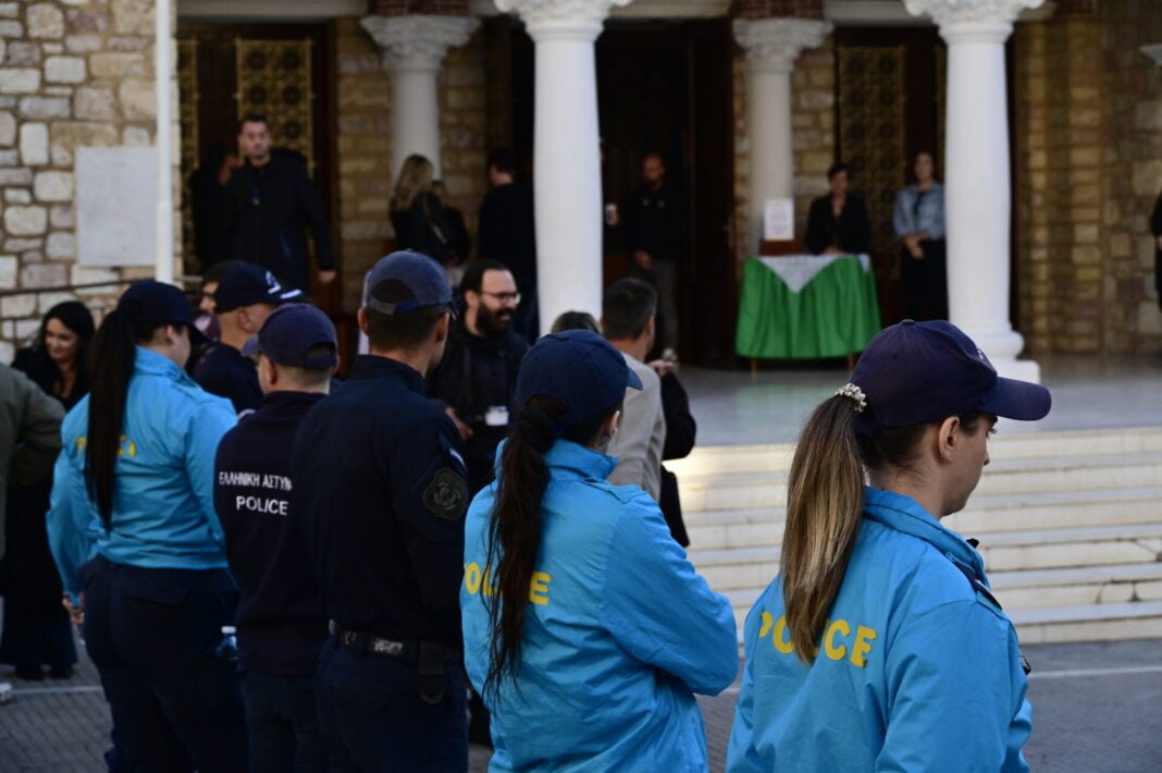 Μαζωνάκης 40ημερο μνημόσυνο Μαζωνάκης 40ημερο μνημόσυνο