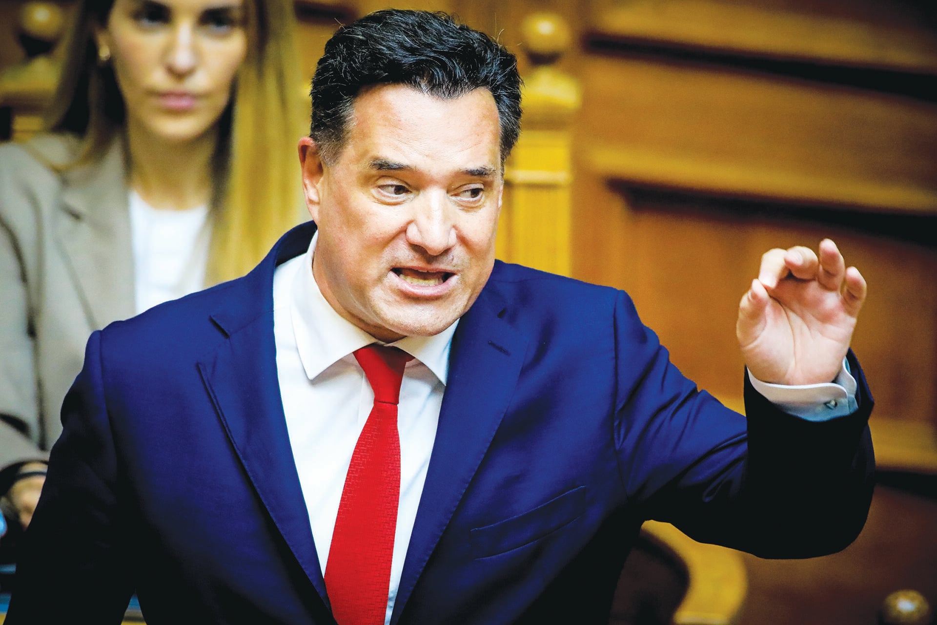 Η αποκάλυψη της δημοκρατίας για τον Αδωνι στη Βουλή