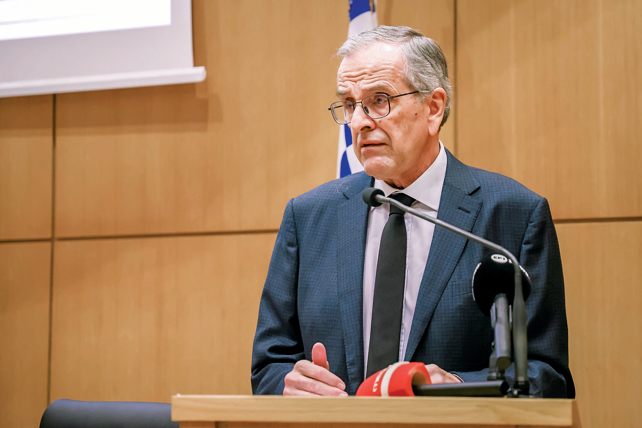«Like» της Γκίλφοϊλ στον Σαμαρά για τα Σκόπια – Πανικός στο Μαξίμου
