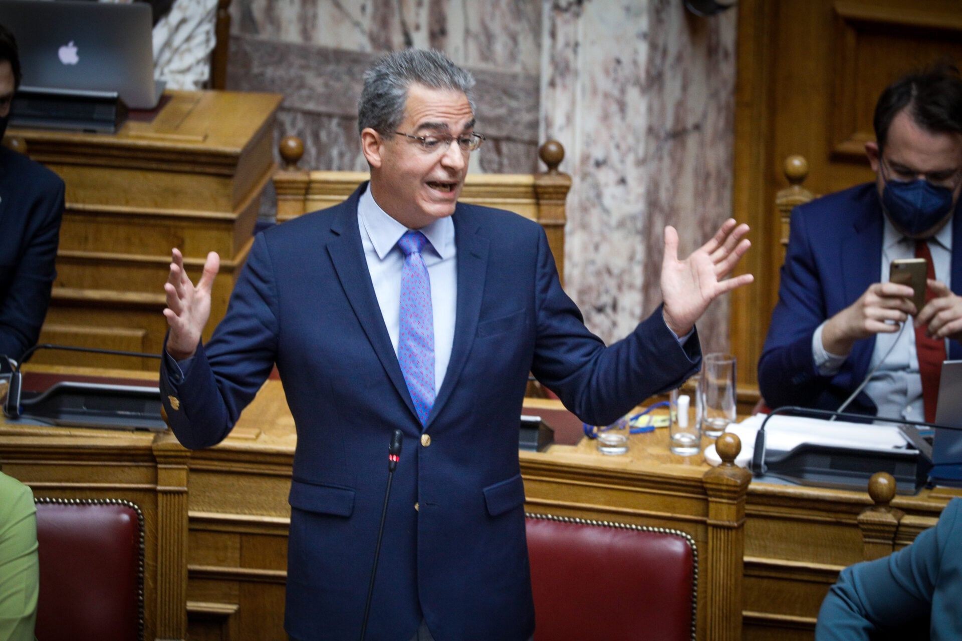 Μαξίμου: Βάφτισε «προσωπικές απόψεις» την ομολογία Συρίγου