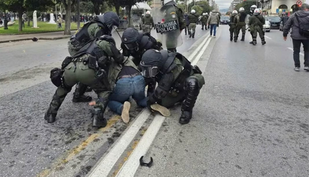 Ύστατοι τροχίσκοι! Ύστατοι τροχίσκοι!