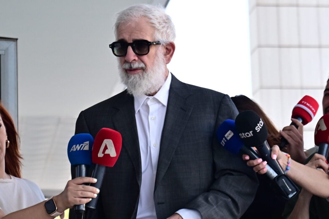 Ο Πέτρος Φιλιππίδης Ο Πέτρος Φιλιππίδης