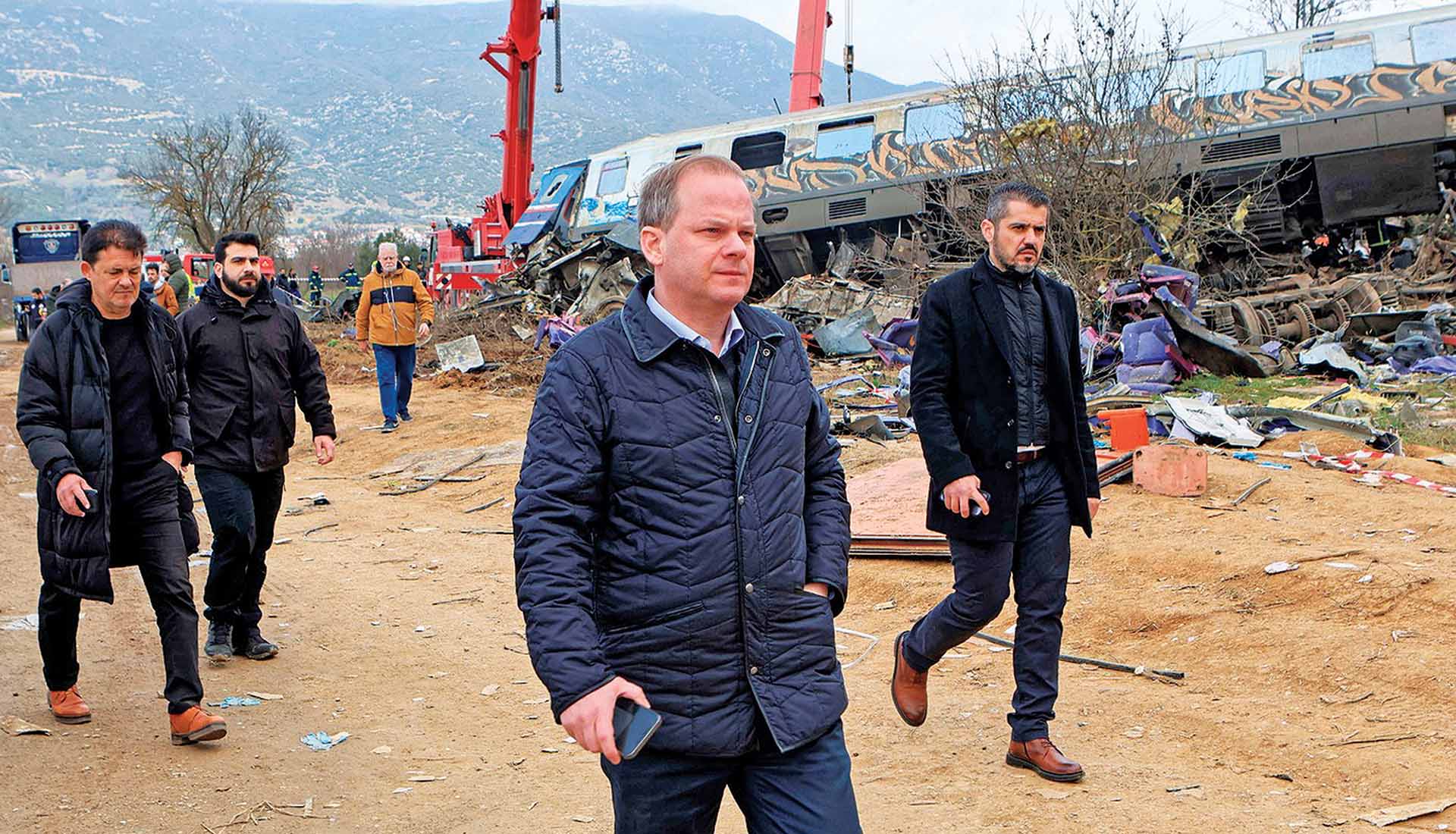 «Ξεχασμένη» η δικογραφία για τον Καραμανλή και τα Τέμπη