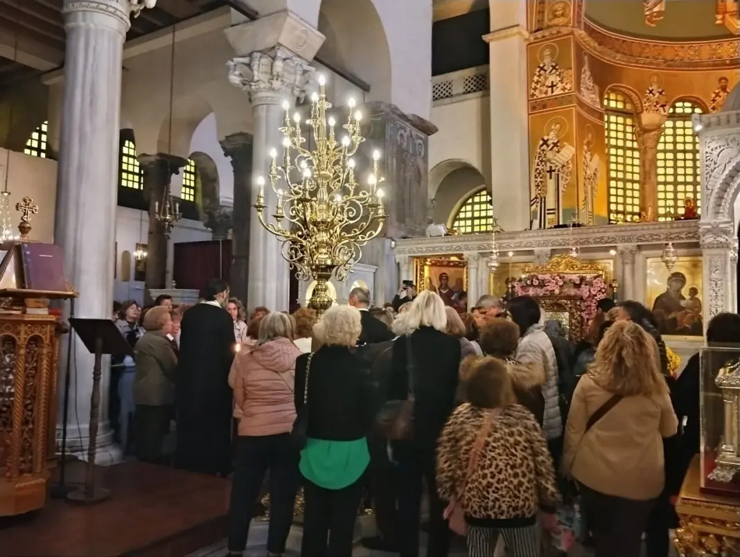 εκκλησία εκκλησία