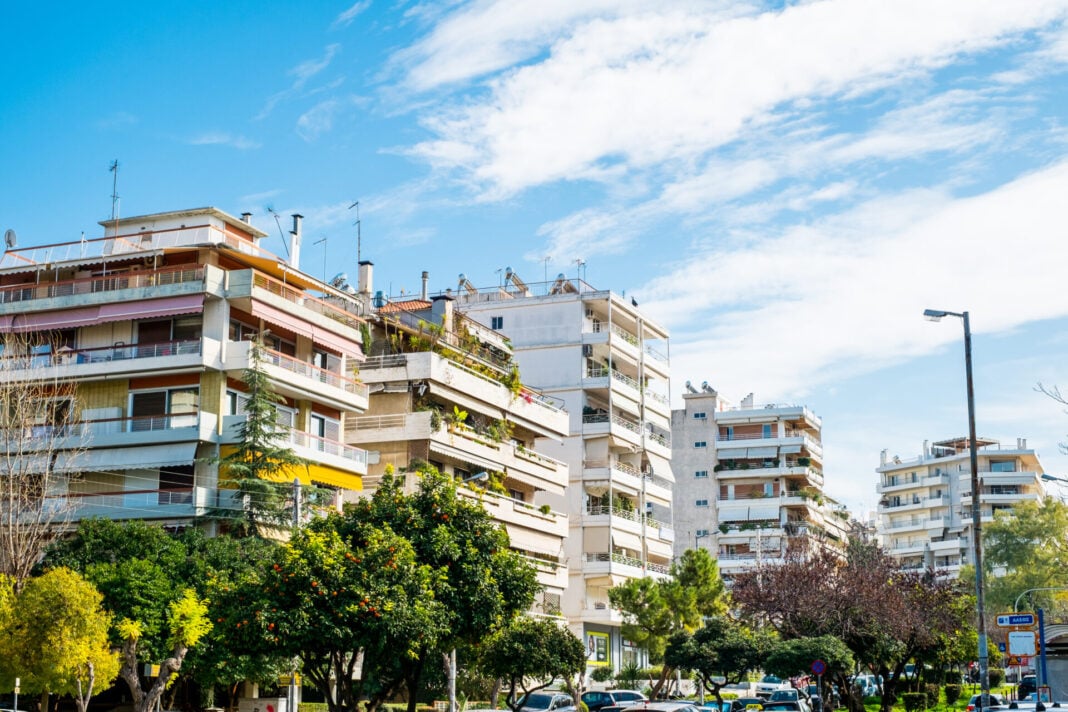 Σπίτια στο κέντρο της πόλης Σπίτια στο κέντρο της πόλης