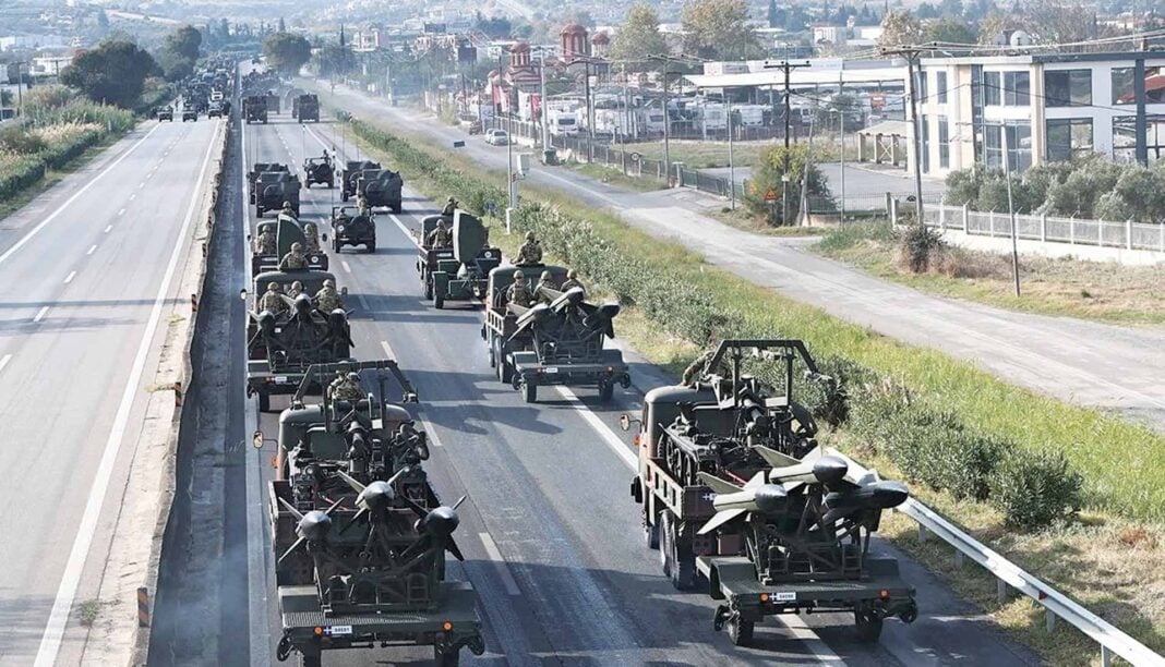 Πρόβα στρατιωτικής παρέλασης Πρόβα στρατιωτικής παρέλασης