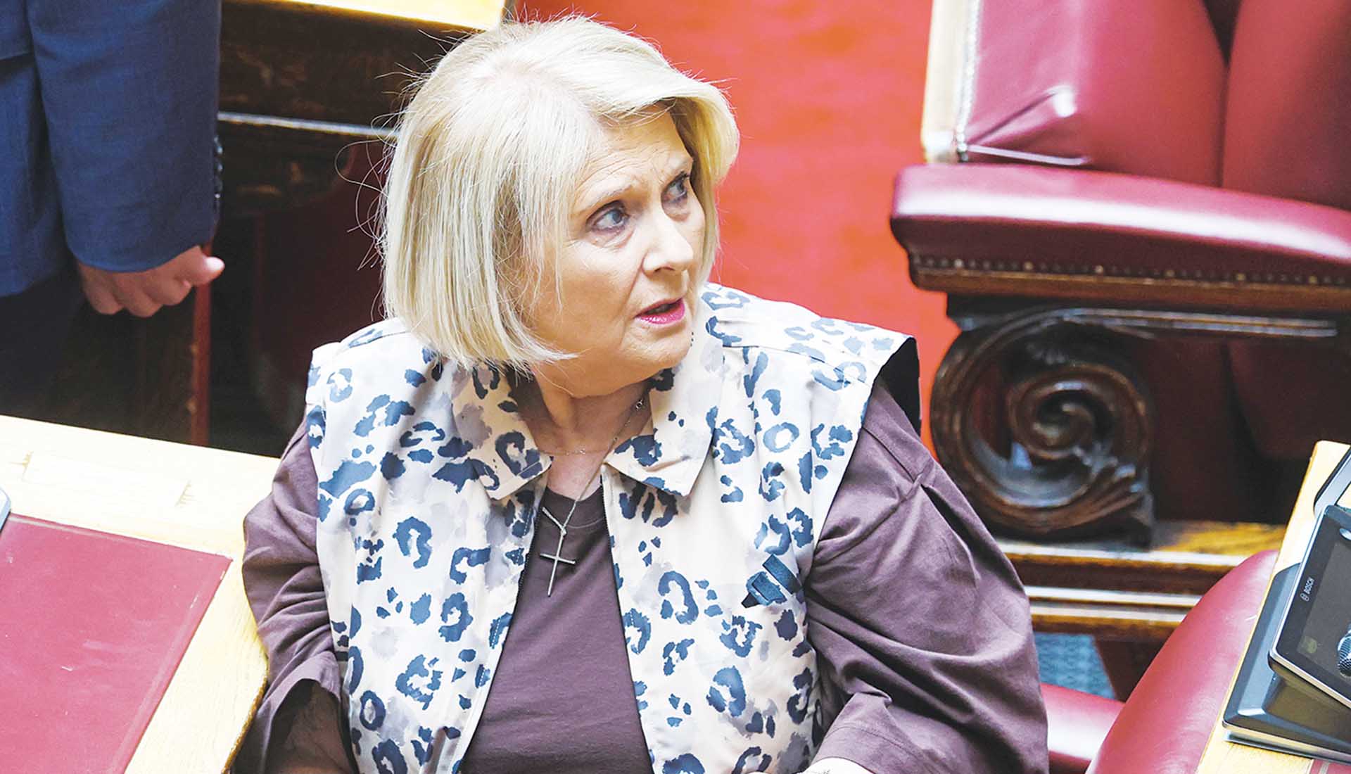 Χυδαιότητες Βούλτεψη για τη -νεκρή- Μαρικάρμεν